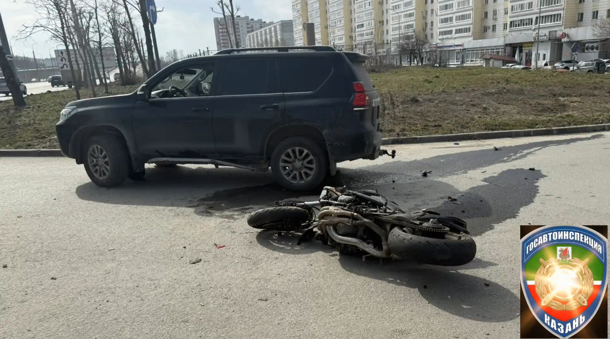Два ДТП в Казани: мотоциклисты попали в больницу