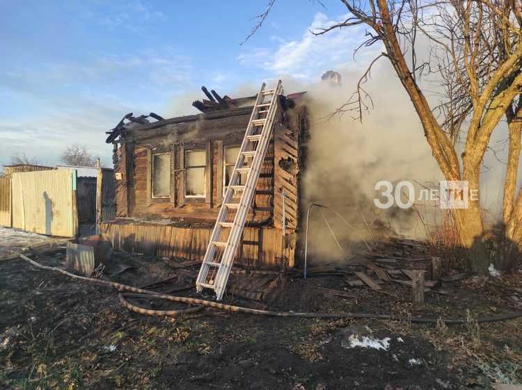 14-летний подросток спас трех младших братьев из&nbsp;пожара в&nbsp;Татарстане