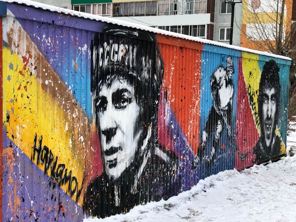 В&nbsp;Набережных Челнах появилось граффити с&nbsp;лицами известных хоккеистов