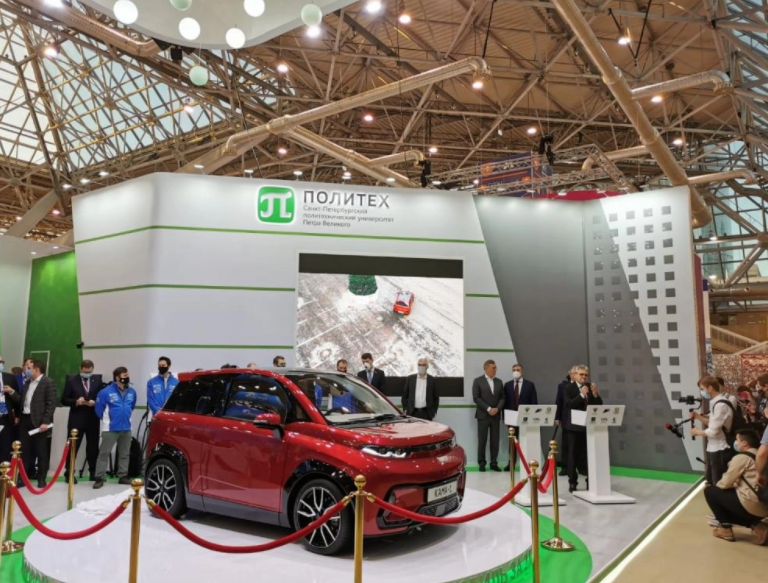 ПАО «КАМАЗ» презентовал свой электромобиль на выставки «ВУЗПРОМЭКСПО-2020» в Москве