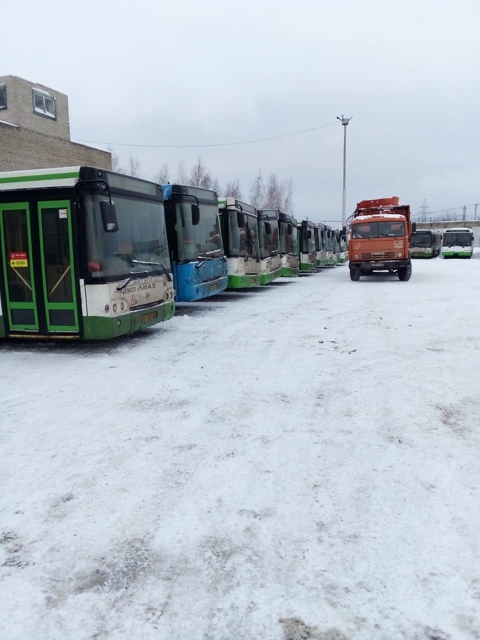 В&nbsp;соцсетях появились фото новых автобусов, приехавших в&nbsp;Челны из&nbsp;Москвы