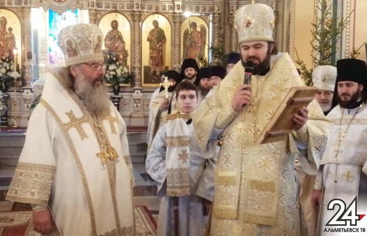 Митрополит Казанский и Татарстанский Кирилл впервые прибыл в Альметьевск