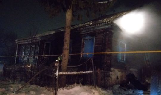 В Татарстане на пожаре заживо сгорели мужчина и женщина