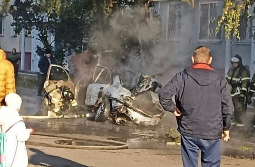 Стали известны подробности инцидента со сгоревшим авто в Челнах