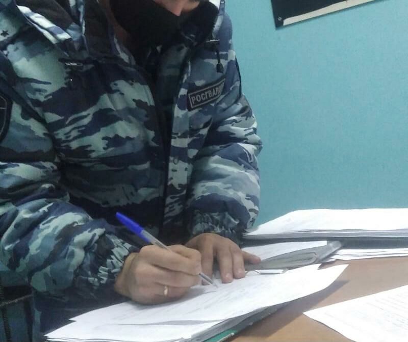 На известную мать Челнов Агину Алтынбаеву полиция составила протокол, когда она попрошайничала