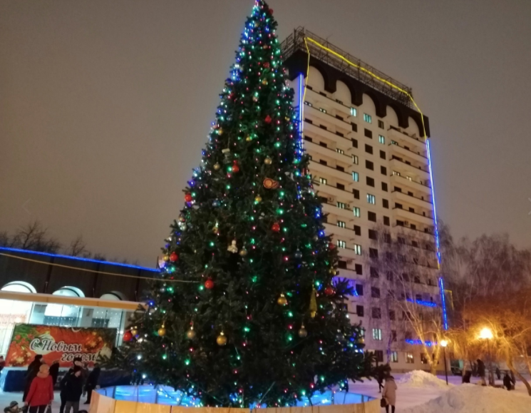 Челнинцев сегодня приглашают на открытие елки на бульваре Энтузиастов