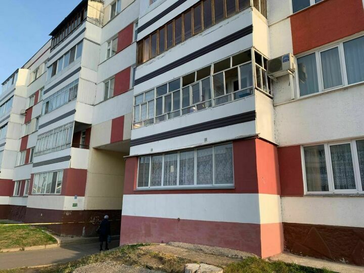 В&nbsp;Челнах жильцы верхних этажей домов начали получать предписания о&nbsp;демонтаже самодельных балконов