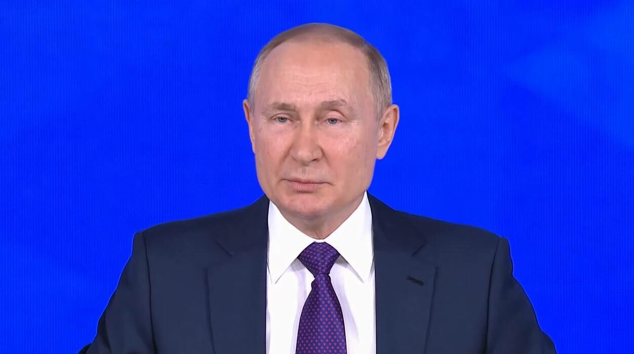 Владимир Путин высказался против введения штрафов за отказ от вакцинации