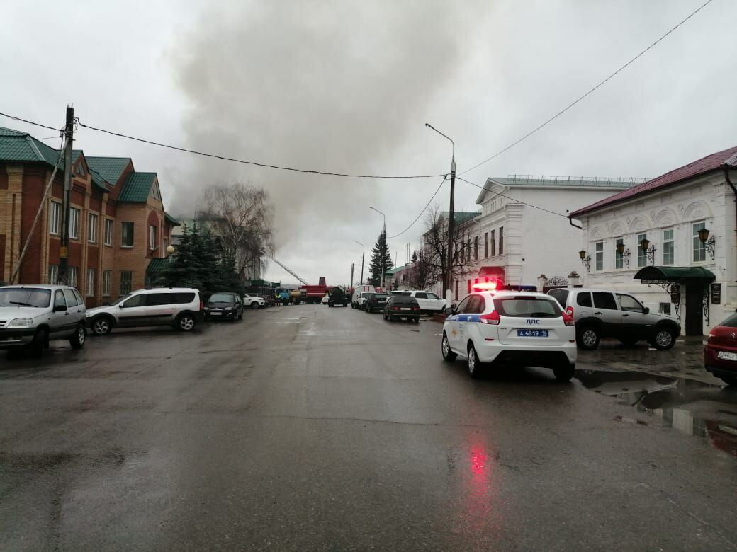 В Татарстане из гостиницы из-за пожара эвакуированы 24 человека