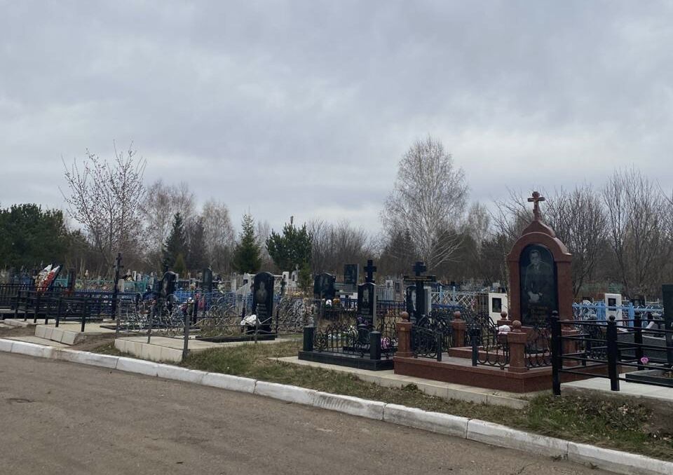 На&nbsp;городском кладбище Челнов прошли обыски