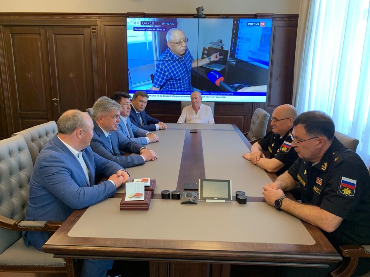 Магдеев провел встречу с моряками Черноморского флота из РТ