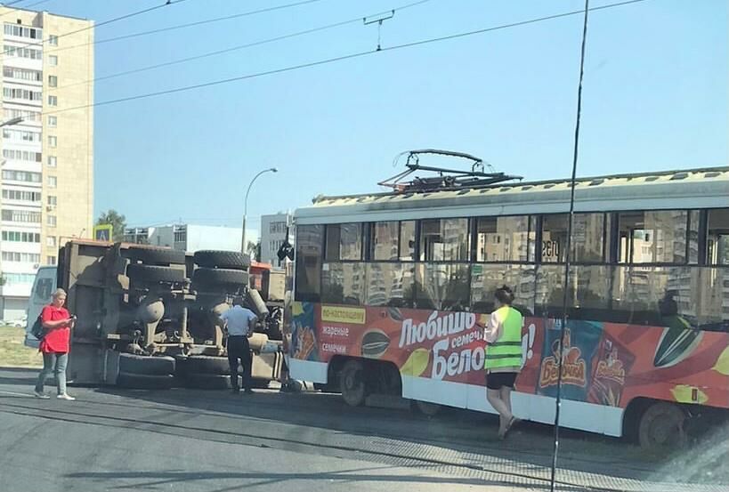 В Челнах во время резонансного ДТП с КАМАЗом и трамваев пострадала женщина