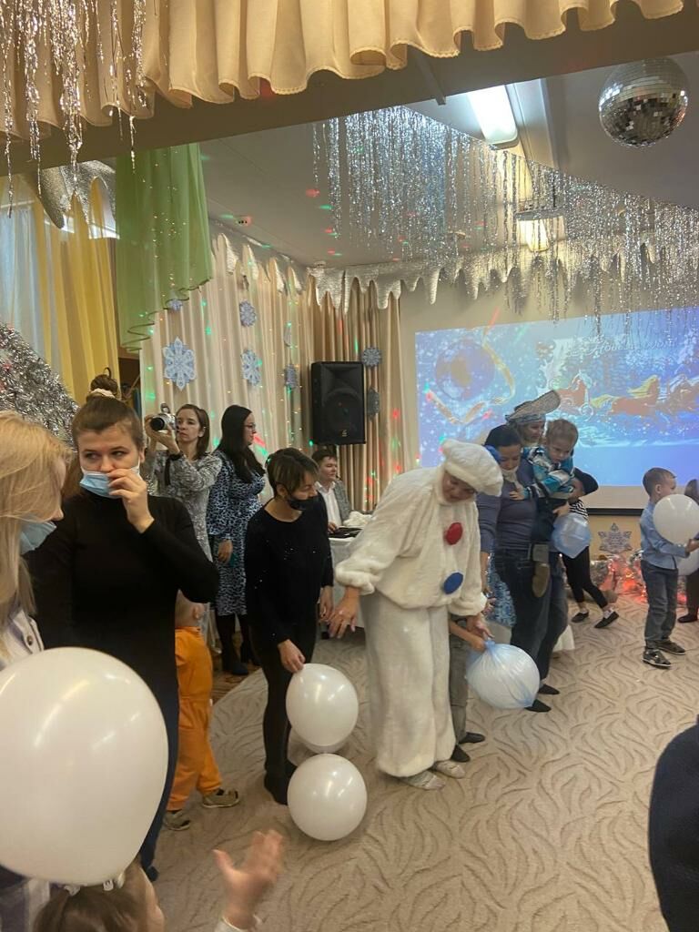 Челнинские предприниматели устроили благотворительный утренник для особенных детей