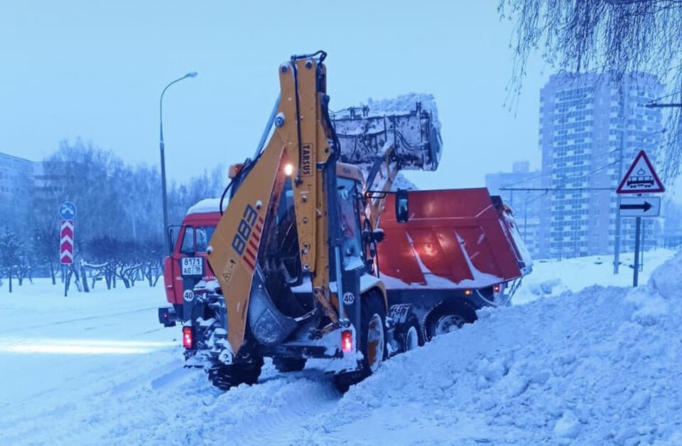 В&nbsp;Челнах коммунальные службы ликвидируют последствия сильного снегопада