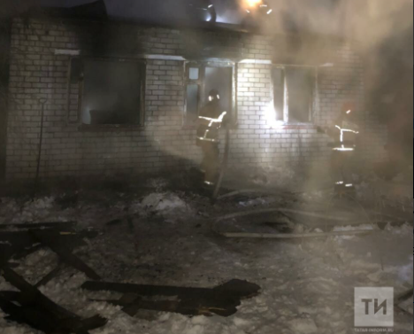 На&nbsp;пожаре в&nbsp;частном доме в&nbsp;Татарстане погибли двое человек