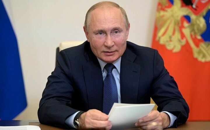 Президент РФ Владимир Путин велел обеспечить поддержку многодетных семей по просьбе из Татарстана