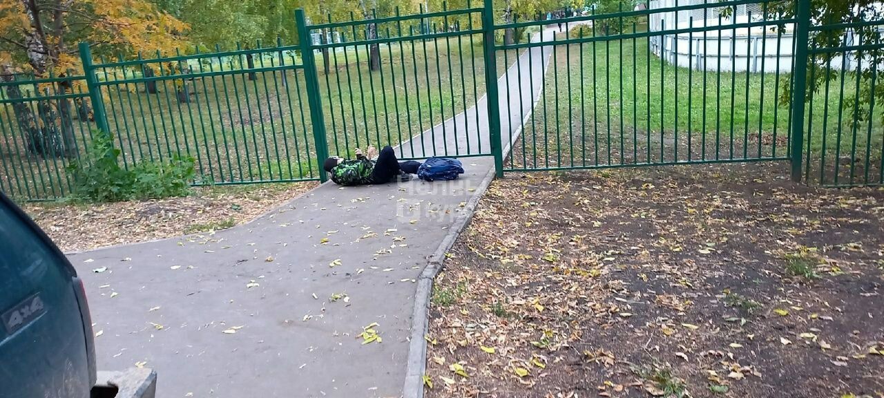 В&nbsp;Челнах местные жители раскритиковали ограждение вокруг школы №&nbsp;25