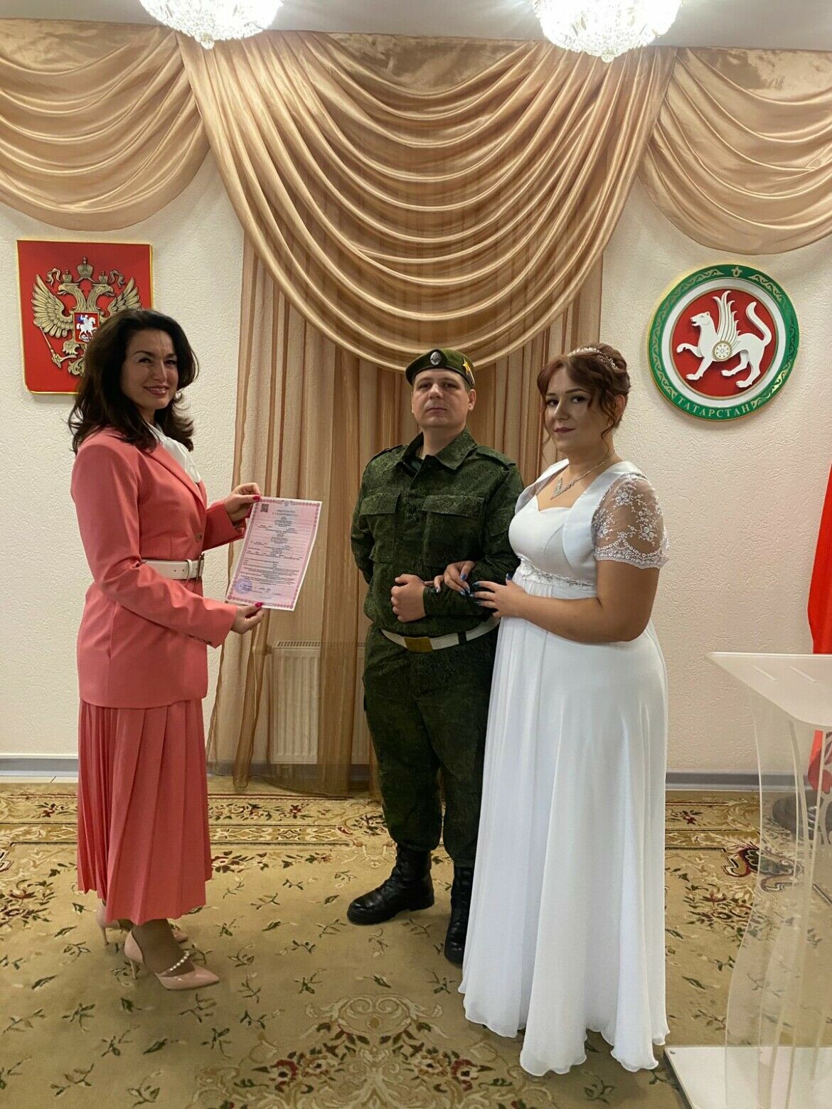 Военнообязанный вернулся в Челны, чтобы зарегистрировать брак