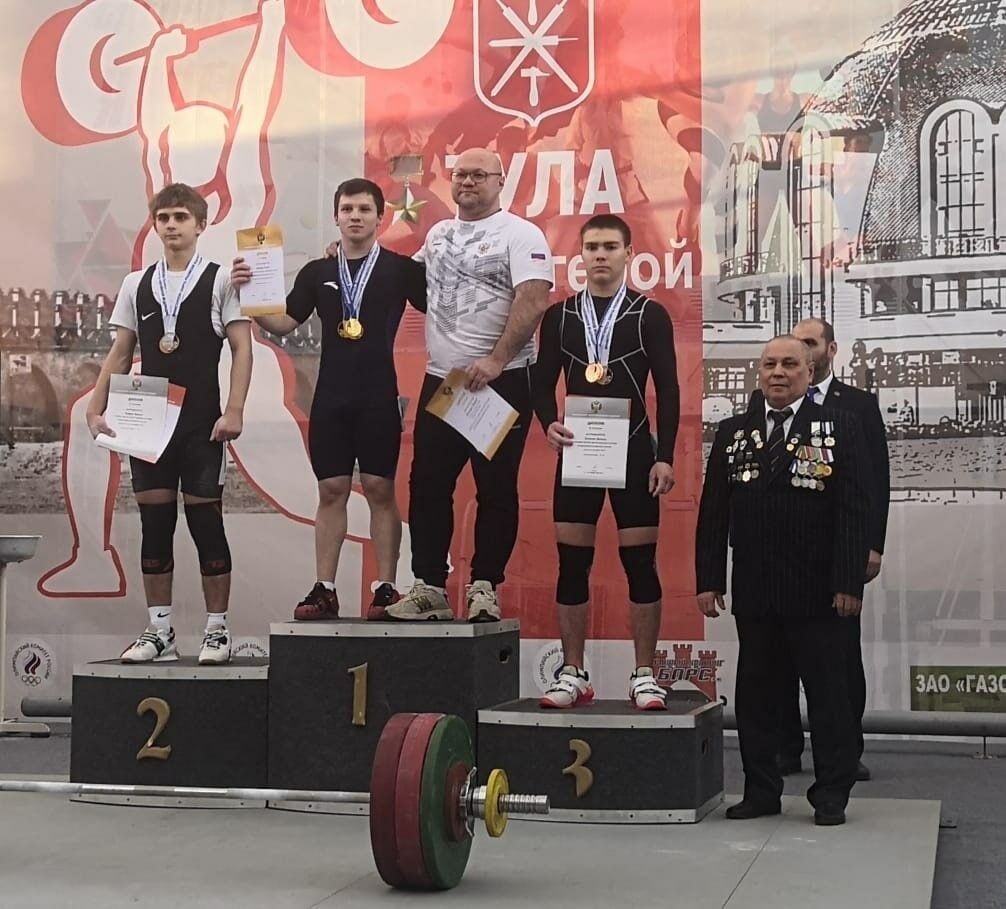 Челнинец выиграл в Первенстве России по тяжелой атлетике