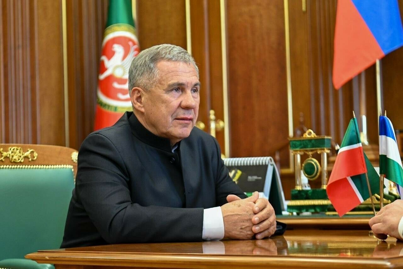 Минниханов подписал закон о бюджете Татарстана на следующий год