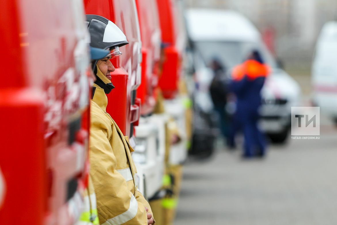 Пожарные Челнов стали лучшими в соревнованиях среди спасательных частей
