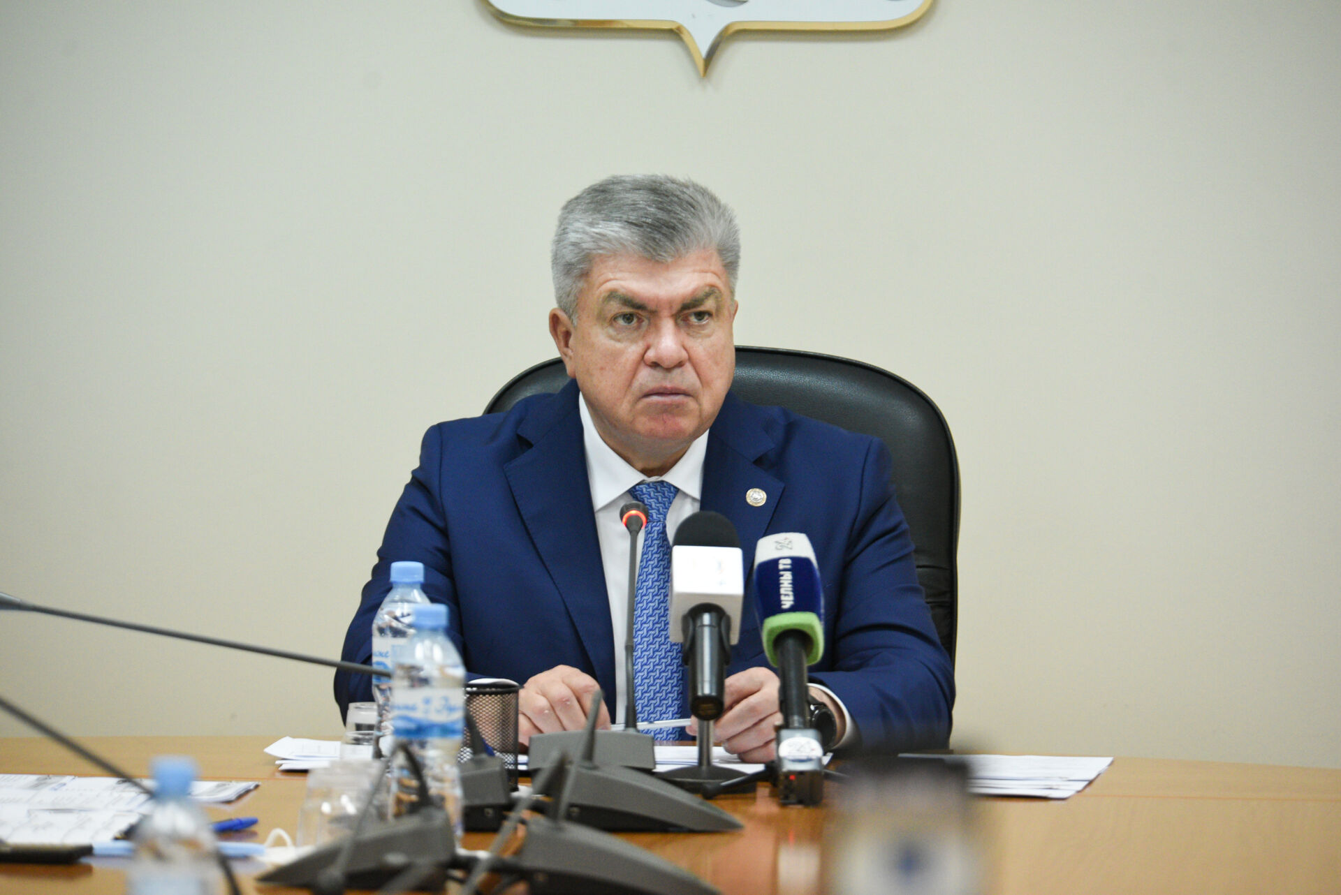 Мэр Челнов поручил чиновникам тайно контролировать уборку снега по ночам