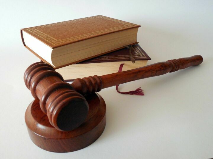 ВККС дала согласие возбудить дела по восьми статьям УК РФ в отношении экс-судьи в Татарстане