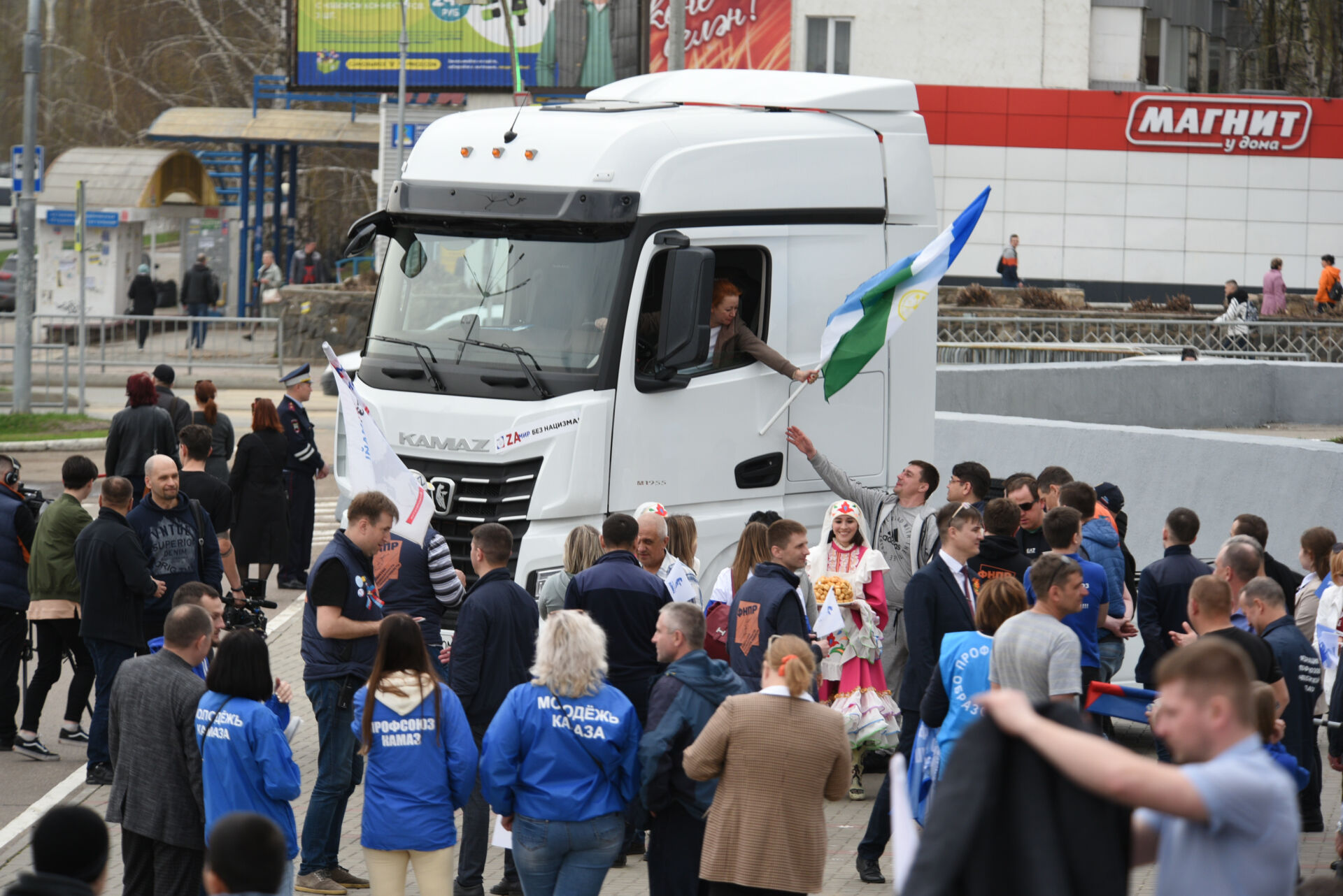 В&nbsp;Набережных Челнах состоялся первомайский автопробег