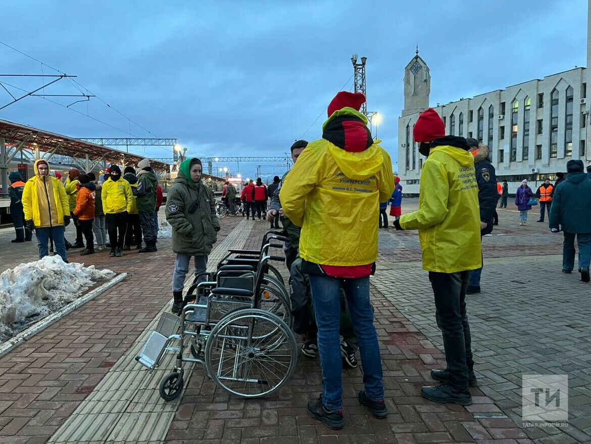 Еще один поезд с&nbsp;вынужденными переселенцами из Украины прибыл в&nbsp;Татарстан