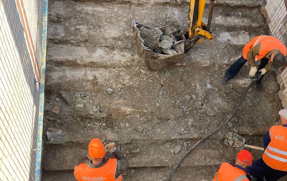 В Челнах ремонт подземного перехода на остановке «Райсполком» закончат к Сабантую