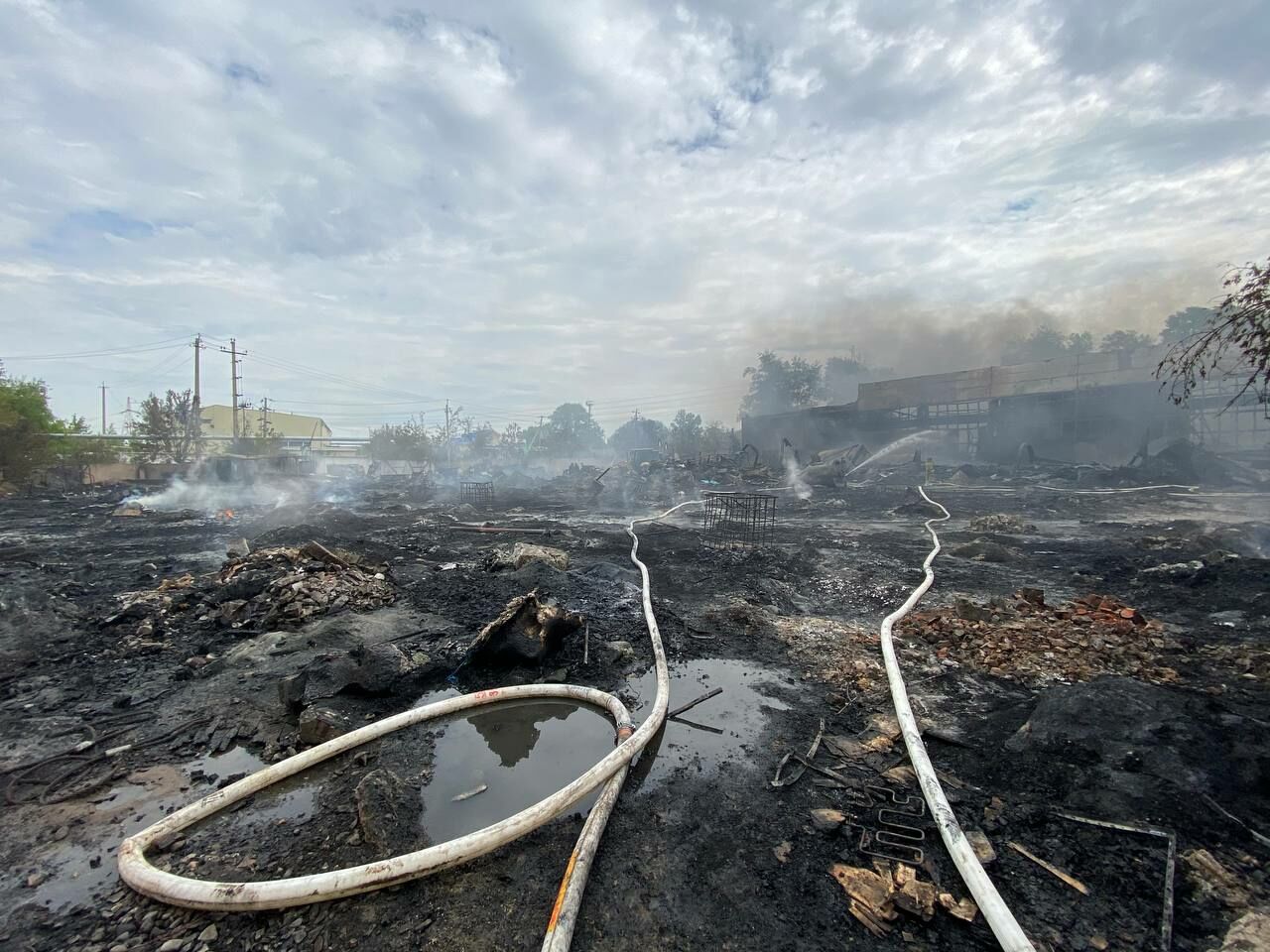 Экологи рассказали об опасности от пожара на складе полимеров в Набережных Челнах