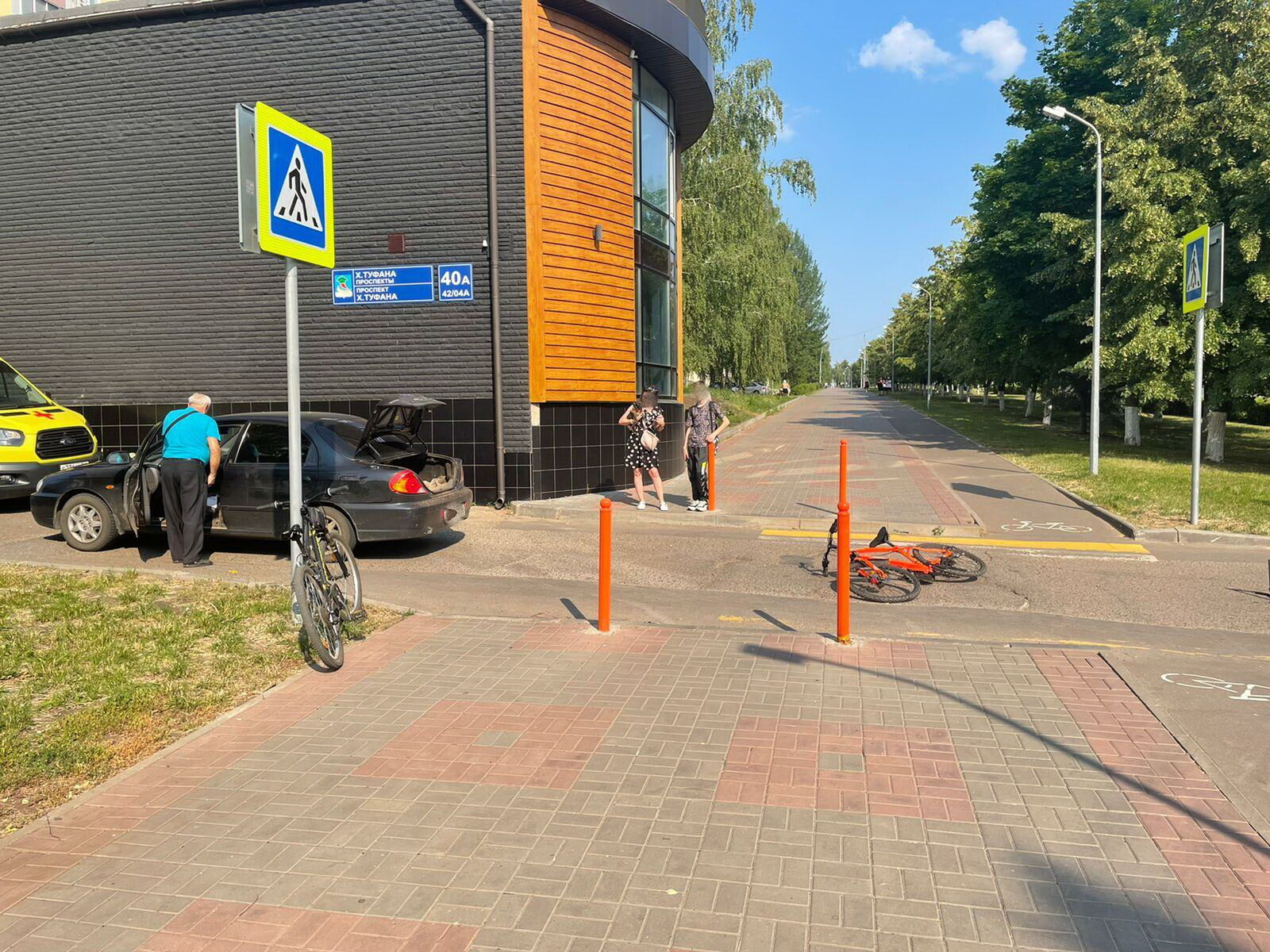 В Набережных Челнах на «зебре» был сбит подросток на велосипеде