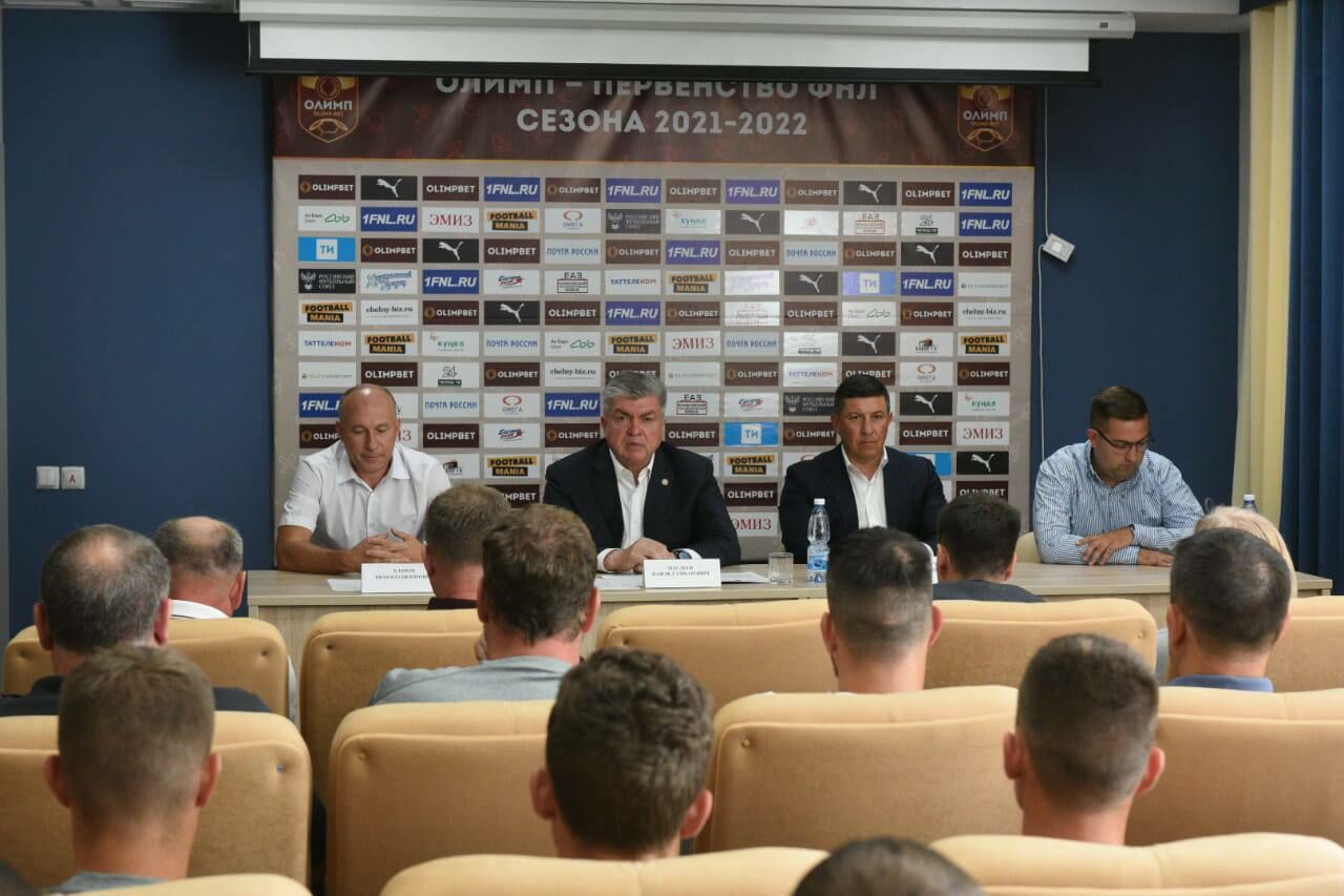 Айнур Миннеханов оставил пост гендиректора футбольного клуба «КАМАЗ»