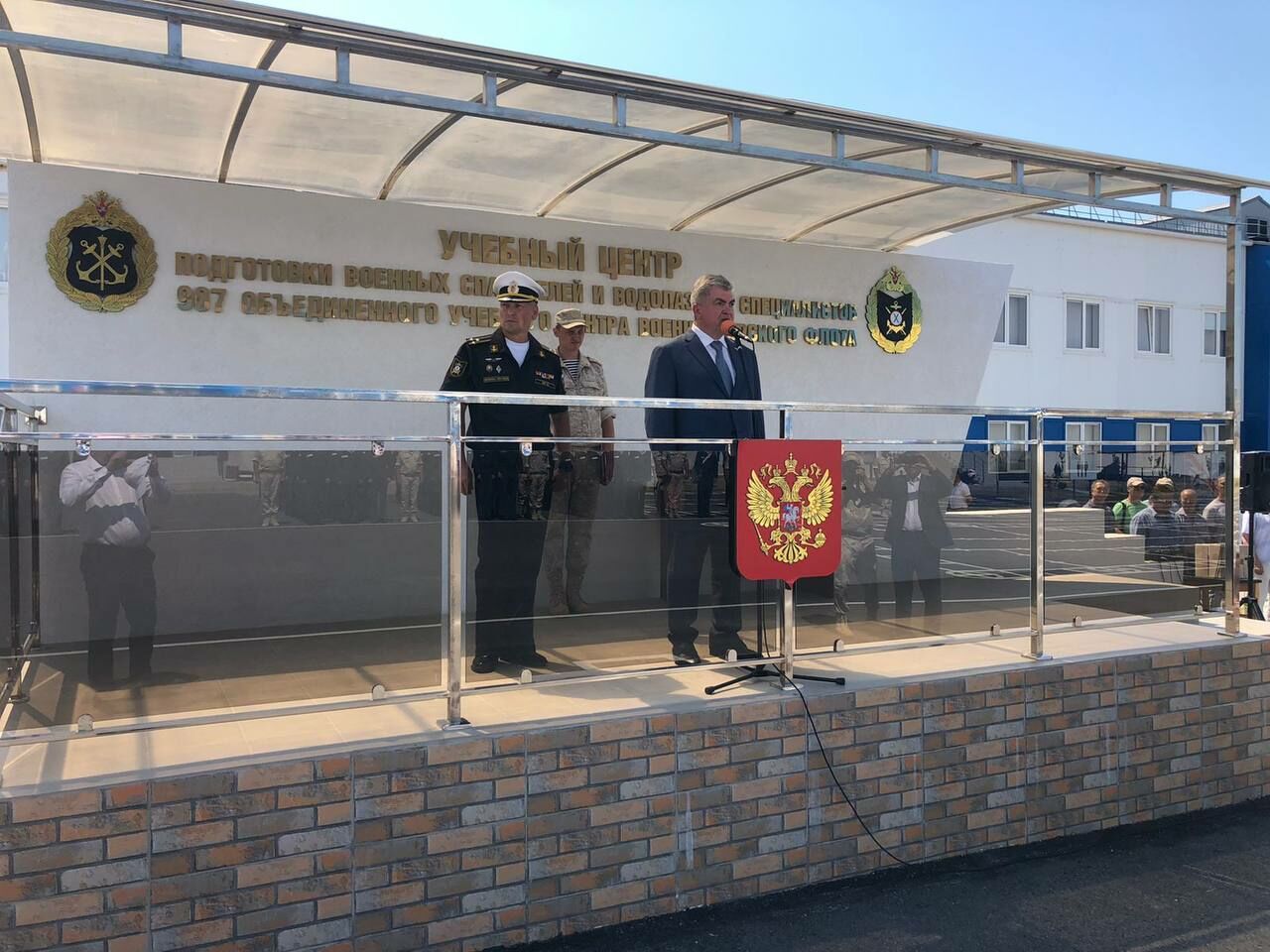 Магдеев поздравил челнинцев с Днем ВМФ из Севастополя с катера «Набережные Челны»