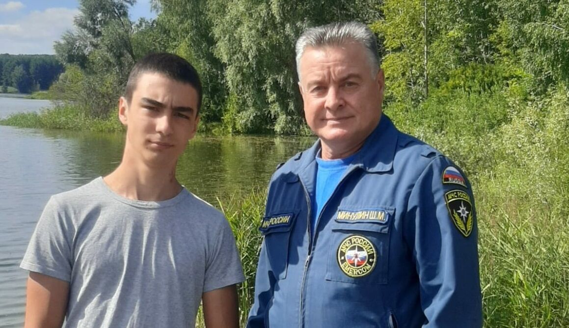 В Татарстане 17-летний парень и пожарный спасли тонущего мальчика