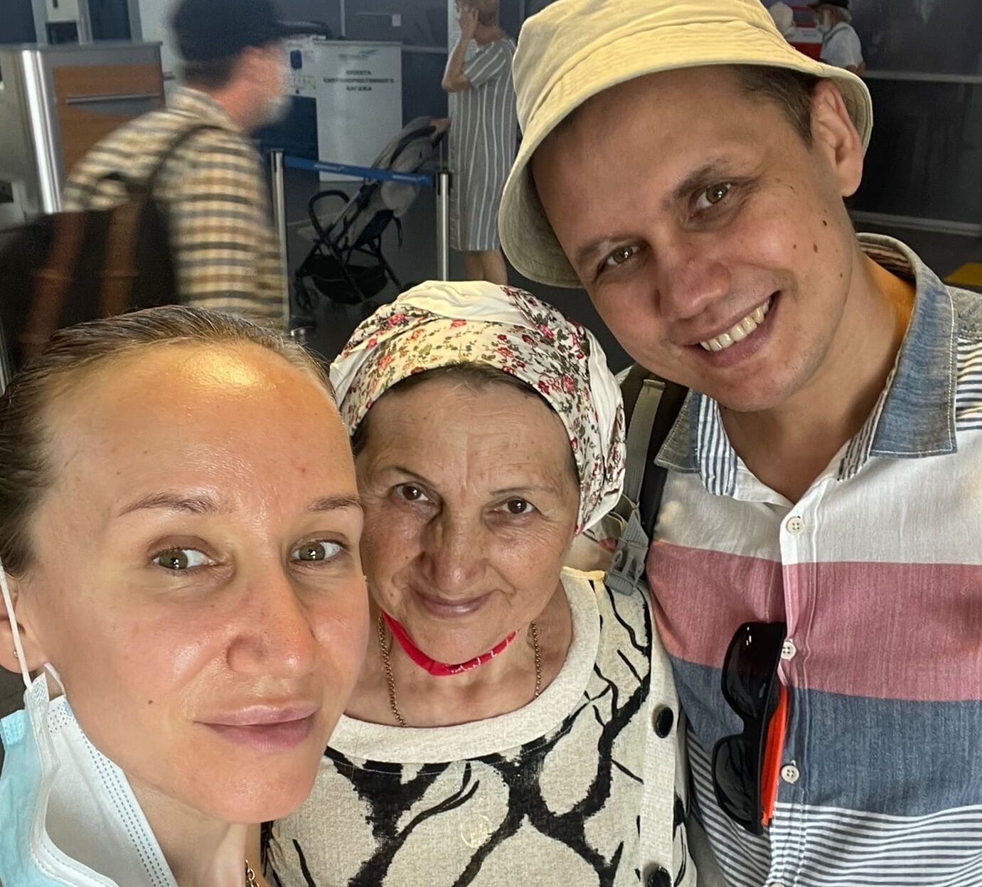 Пресс-секретарь Челнов просит о помощи для брата, болеющего раком