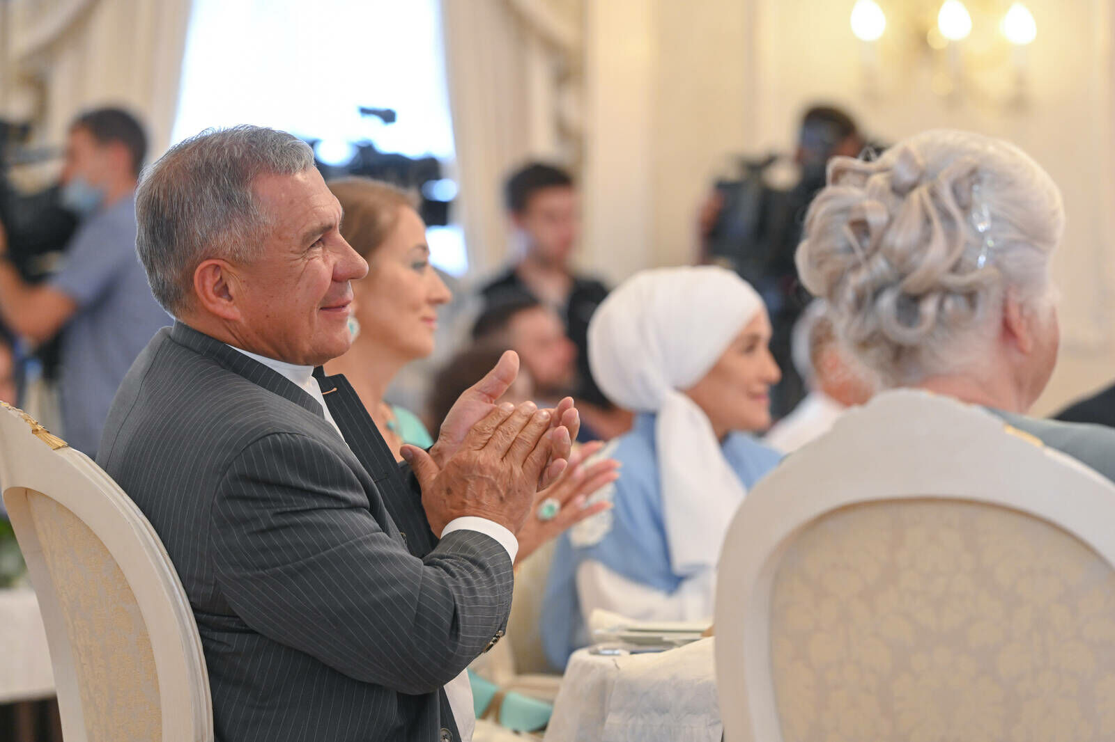 Рустам Минниханов с&nbsp;супругой приняли в Кремле 48&nbsp;татарстанских семей