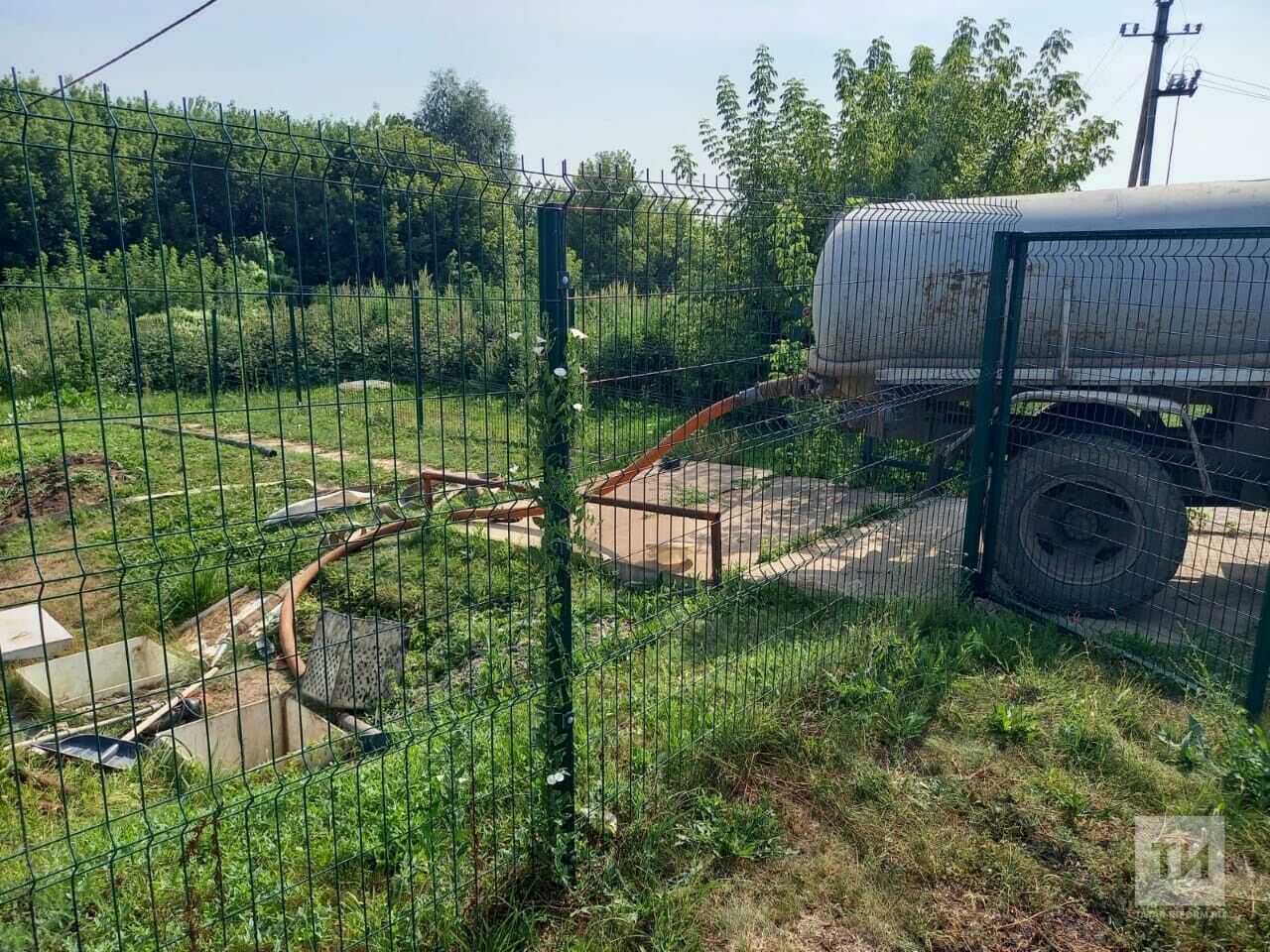 В&nbsp;Татарстане во&nbsp;время чистки канализации двое рабочих погибли, отравившись газом