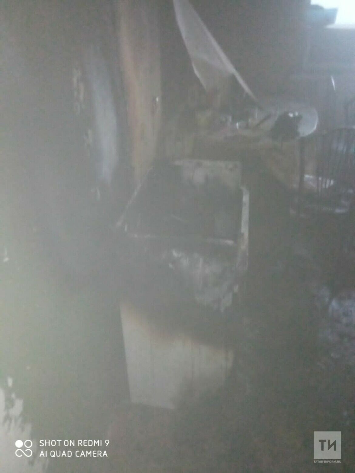 В Альметьевске из пожара в девятиэтажке спасли двоих человек