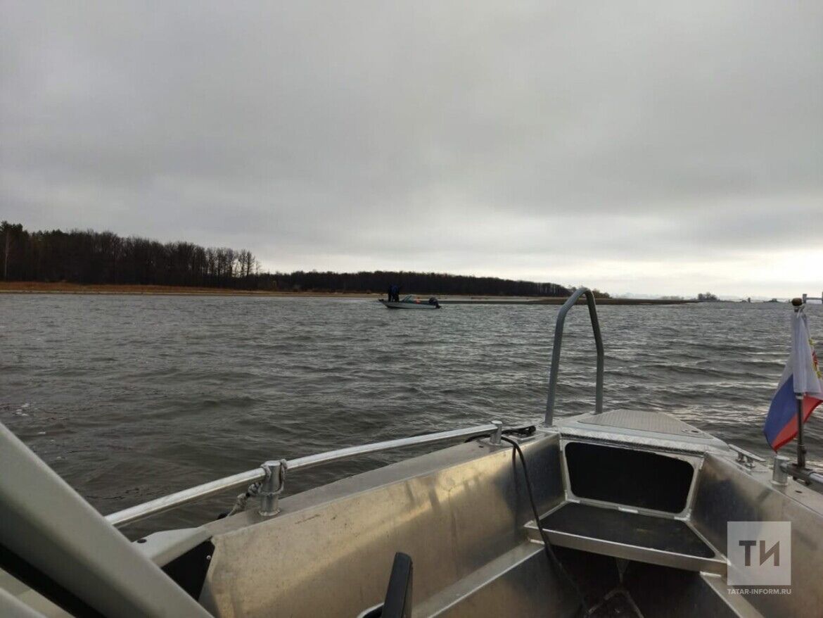 Спасатели из Челнов нашли семерых заблудившихся рыбаков на реке Ик