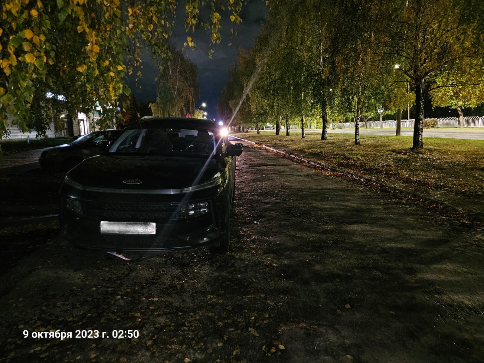 В Челнах водитель грузовика наехал на мужчину, лежавшего на асфальте