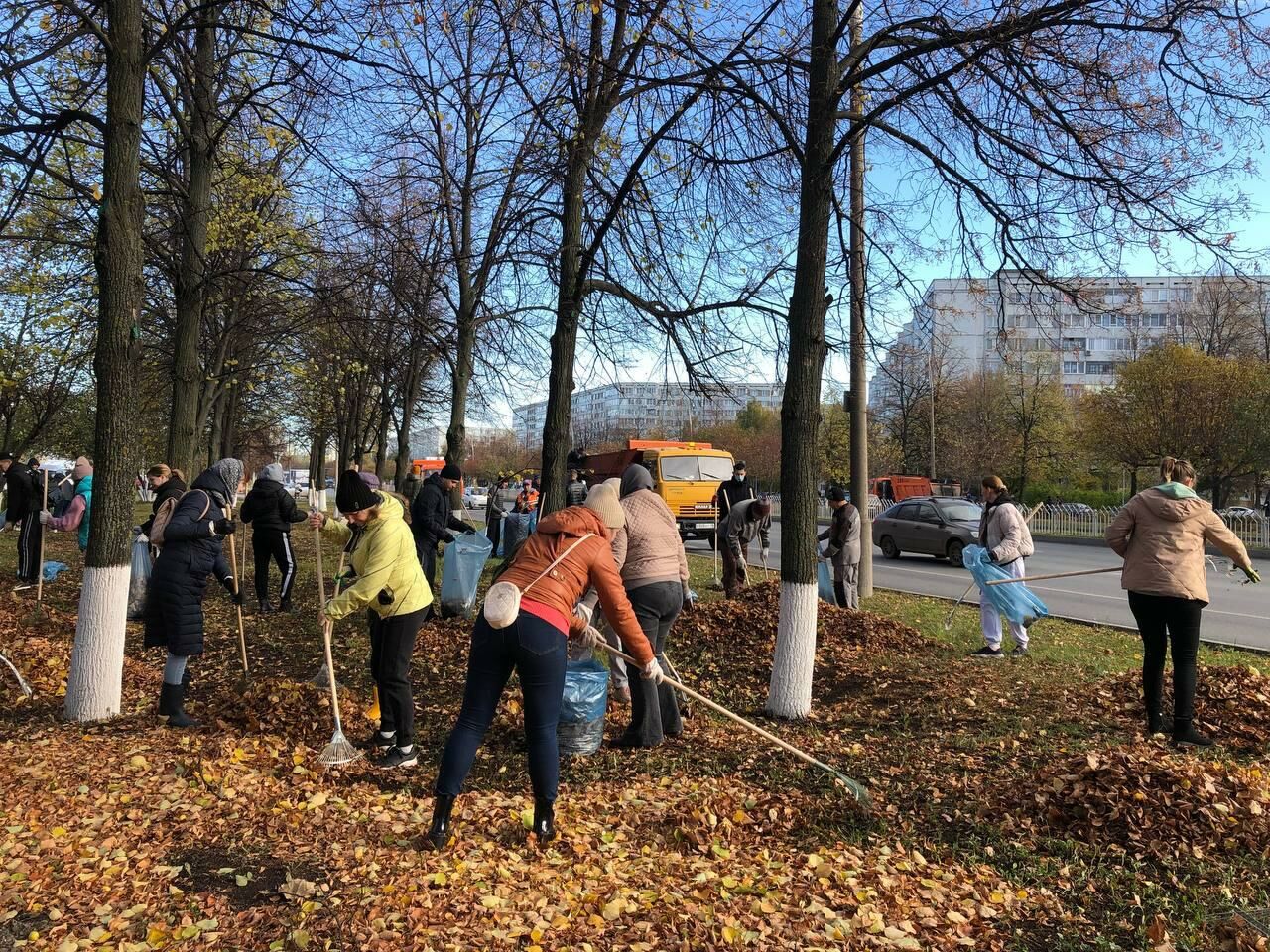 В&nbsp;Набережных Челнах прошел общегородской субботник