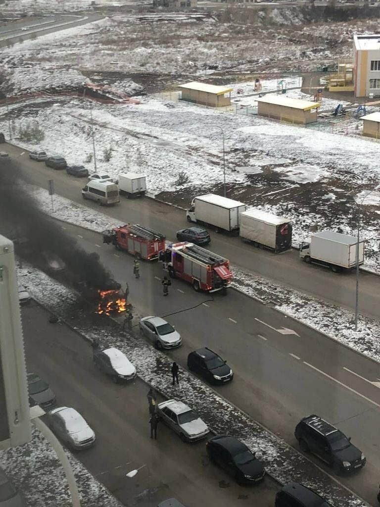 В&nbsp;Набережных Челнах загорелся припаркованный грузовик