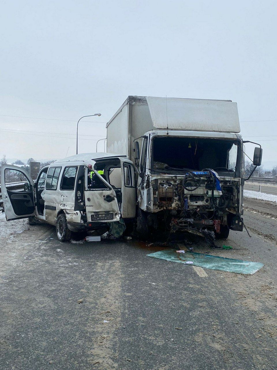 На трассе в РТ женщина-водитель скончалась, врезавшись на встречке в грузовик