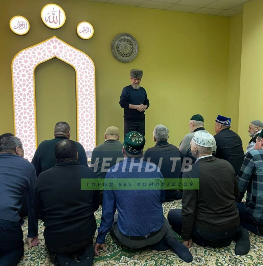 В ТЦ Набережных Челнов открыли молельную комнату