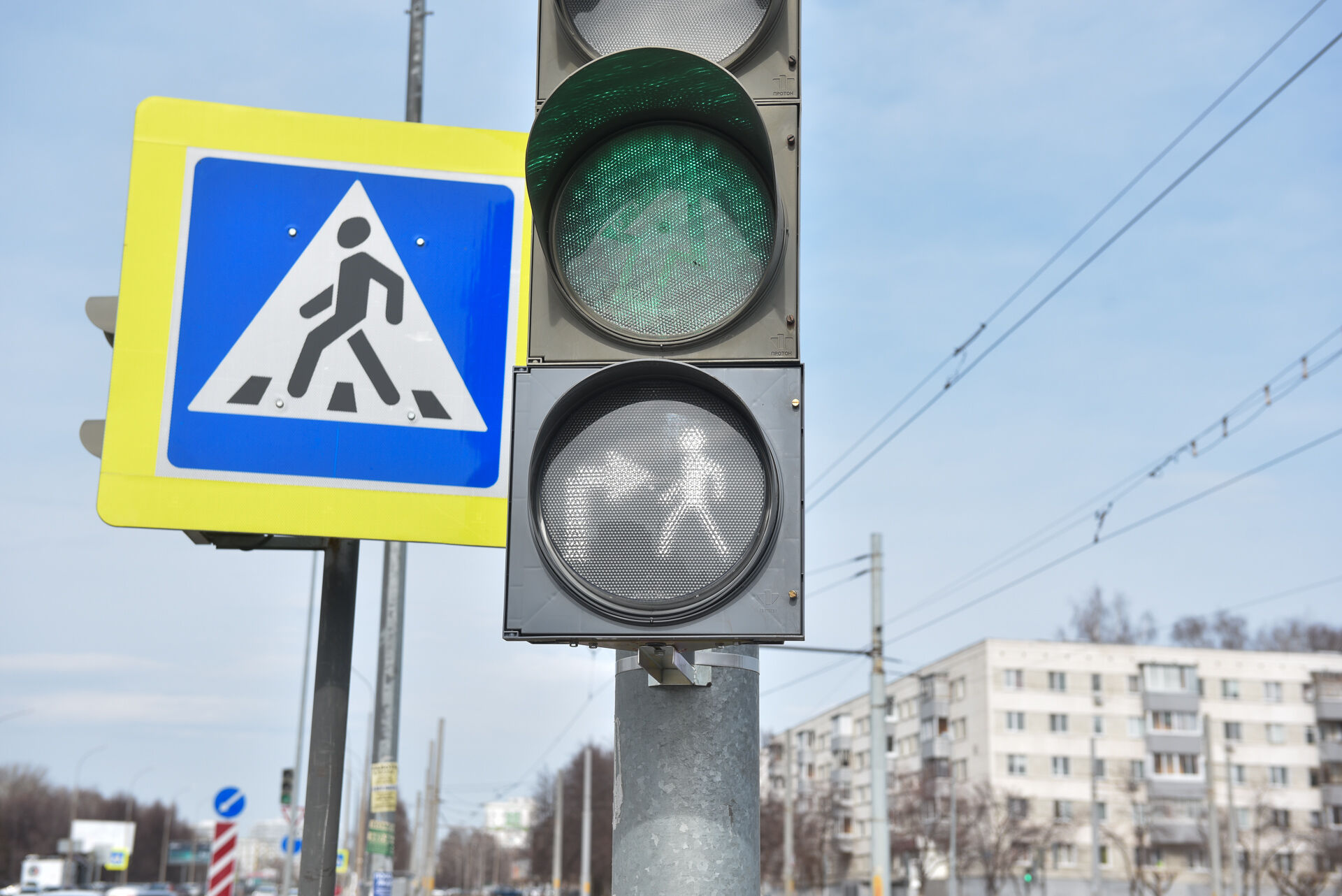 В Челнах на пересечении проспектов Сююмбике и Вахитова изменится режим работы светофора