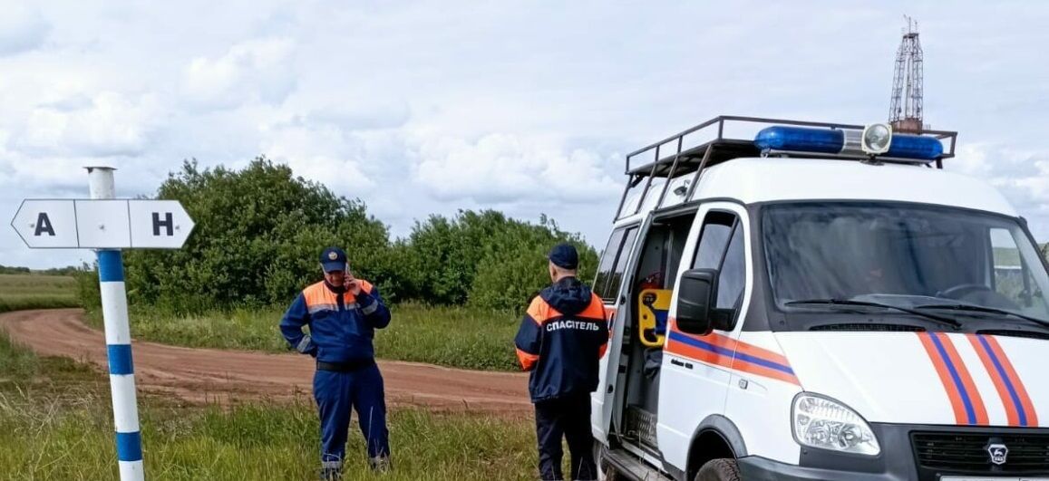 Спасатели, полиция и волонтеры продолжают поиски пропавшего 23-летнего рыбака в Тукаевском районе