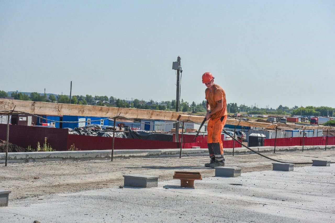 В августе в Набережных  Челнах запустят движение по новой дороге на четыре полосы