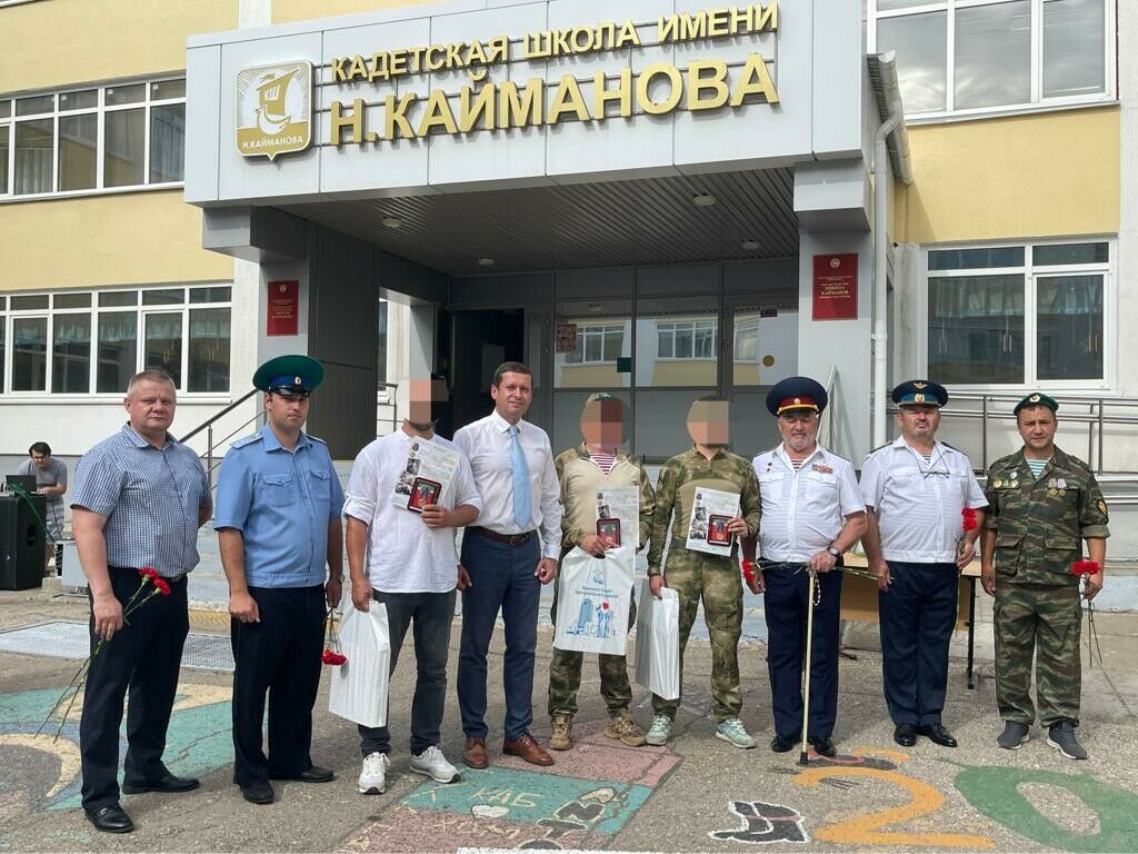 Военнослужащие из&nbsp;Челнов в&nbsp;день ВДВ получили памятные медали