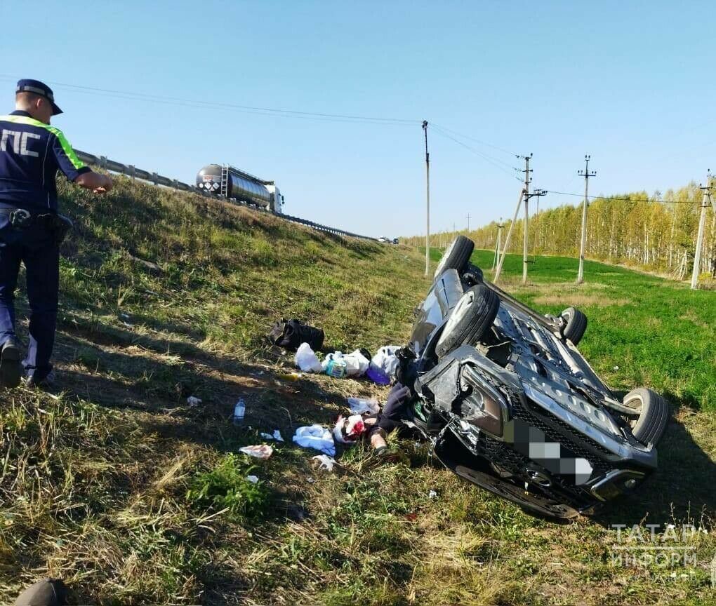 На&nbsp;автодороге в&nbsp;Татарстане водитель легковушки скончался в&nbsp;ДТП с&nbsp;Jaguar